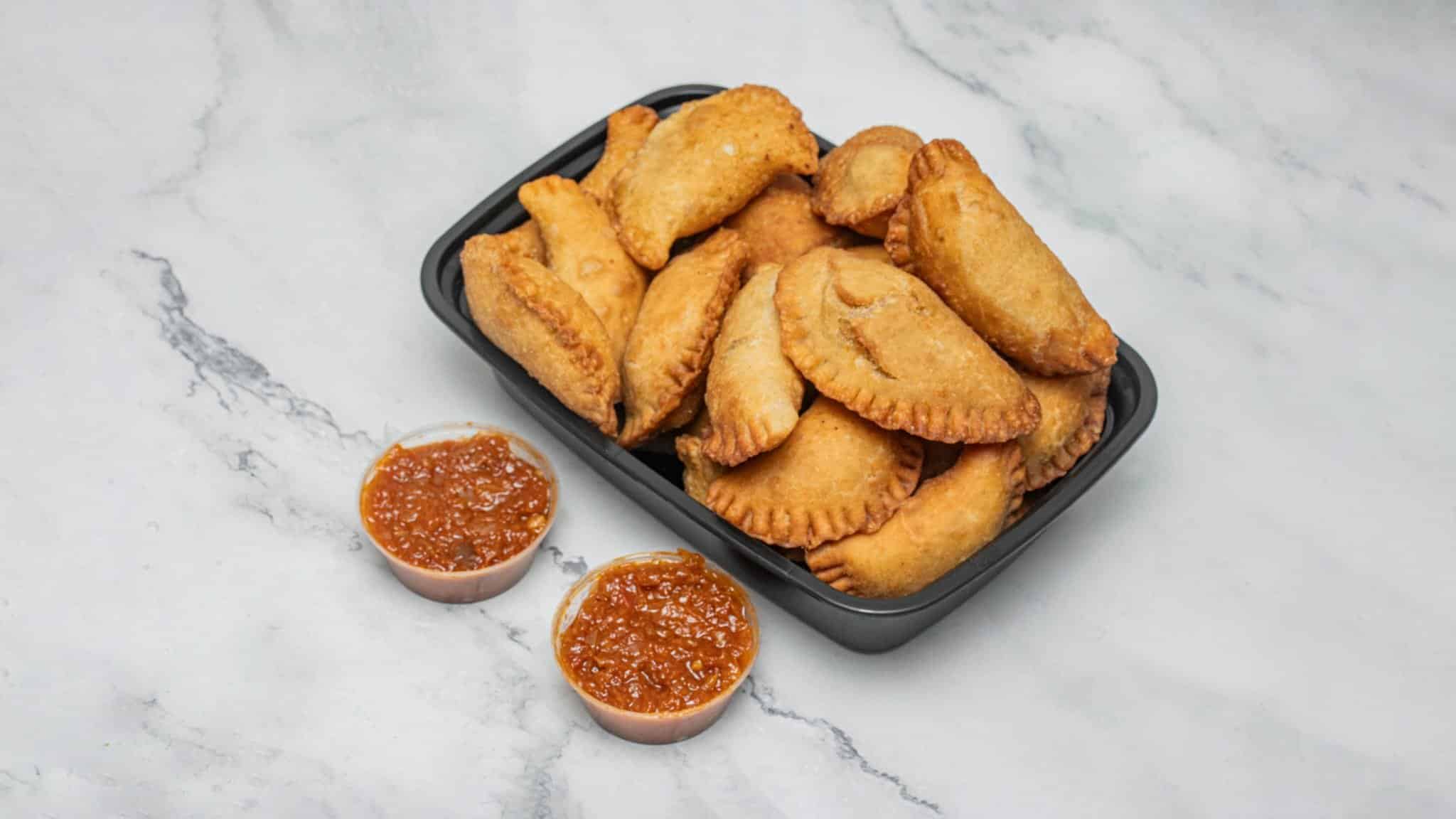 2025/11/1000036310.jpg pastel au thon box 20 pièces